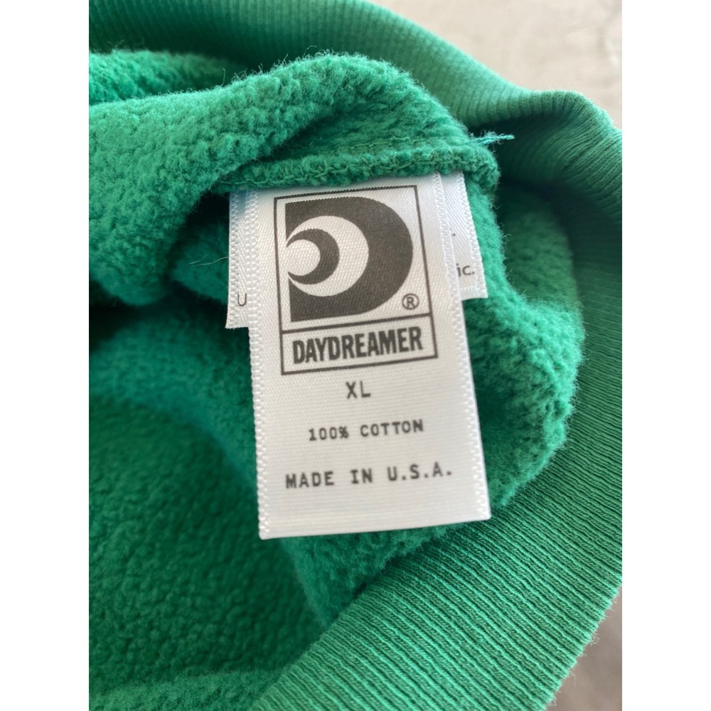 Daydreamer Fleetwood Mac August 2 1990 Green Graphic Sweatshirt XL NWT - Picture 4 of 8